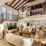 Villa Cypress Estate *