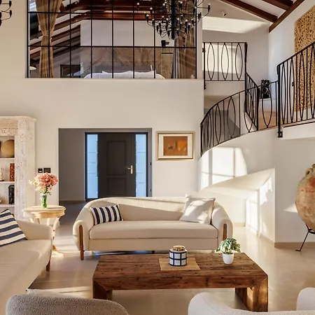 Willa Cypress Estate *
