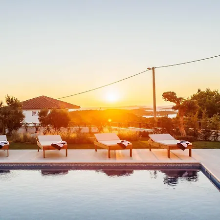 Villa Cypress Estate Sevid